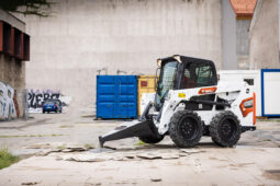 Bobcat S550 full